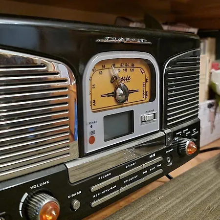 Bohemian Retro Homestay *