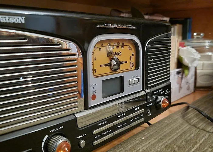 Bohemian Retro Homestay *